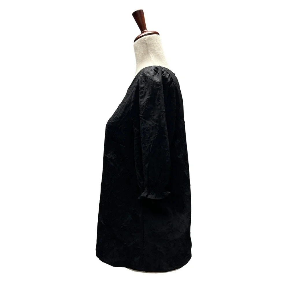 Ted Baker Women's Blouse Small‎ Embossed Puff Sleeve Minimalist Quiet Luxury